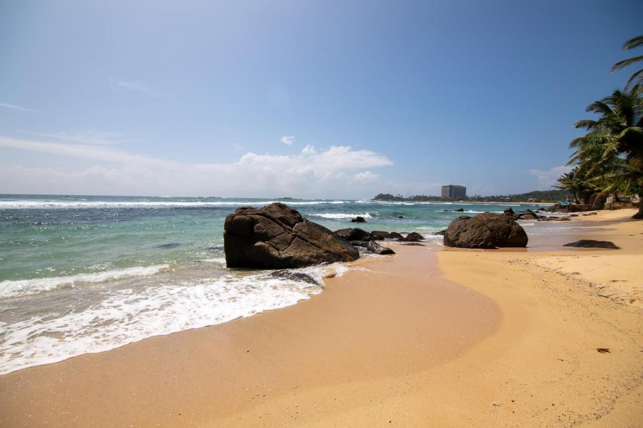 Happy Beach Villa Resort Unawatuna Esterno foto