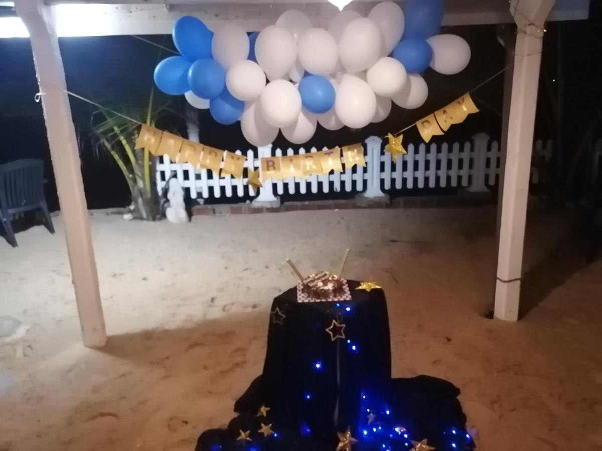 Happy Beach Villa Resort Unawatuna Esterno foto